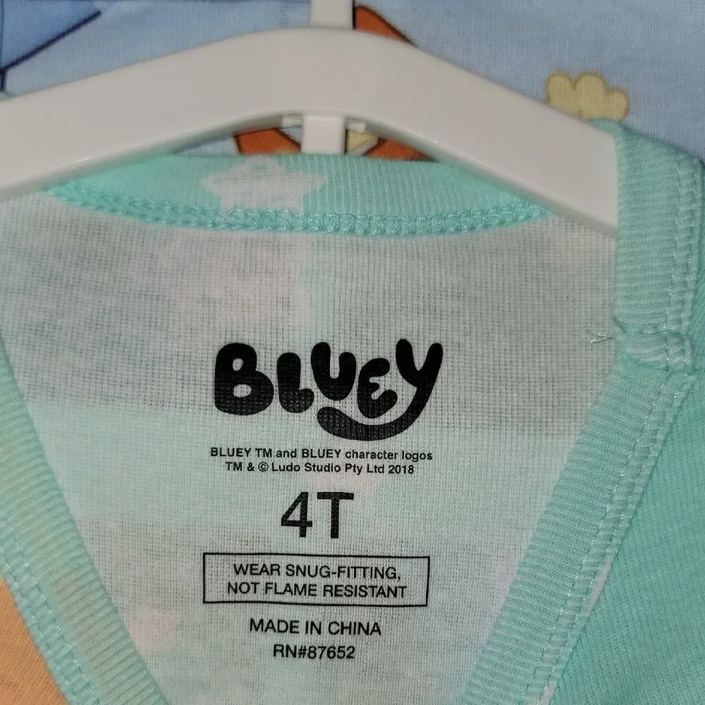 New Bluey & Bingo Snug Fit Cotton Cartoon 4 Piece Kids Pajama Set Size 4T